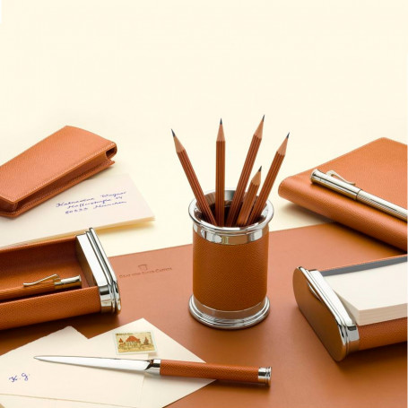 Conjunto de Accesorios de Escritorio en Piel Marrón Cognac Graf Von Faber Castell